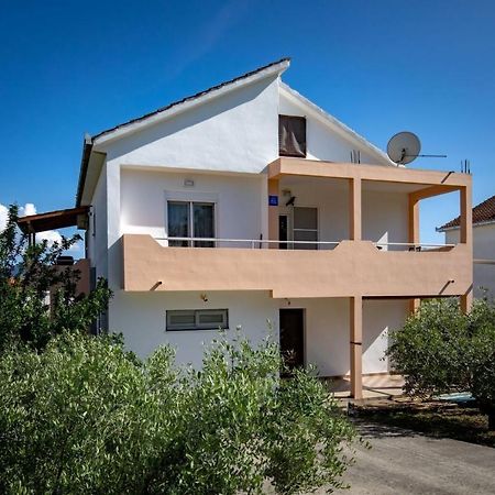 Apartment Neretva Dream Komin  Exteriör bild