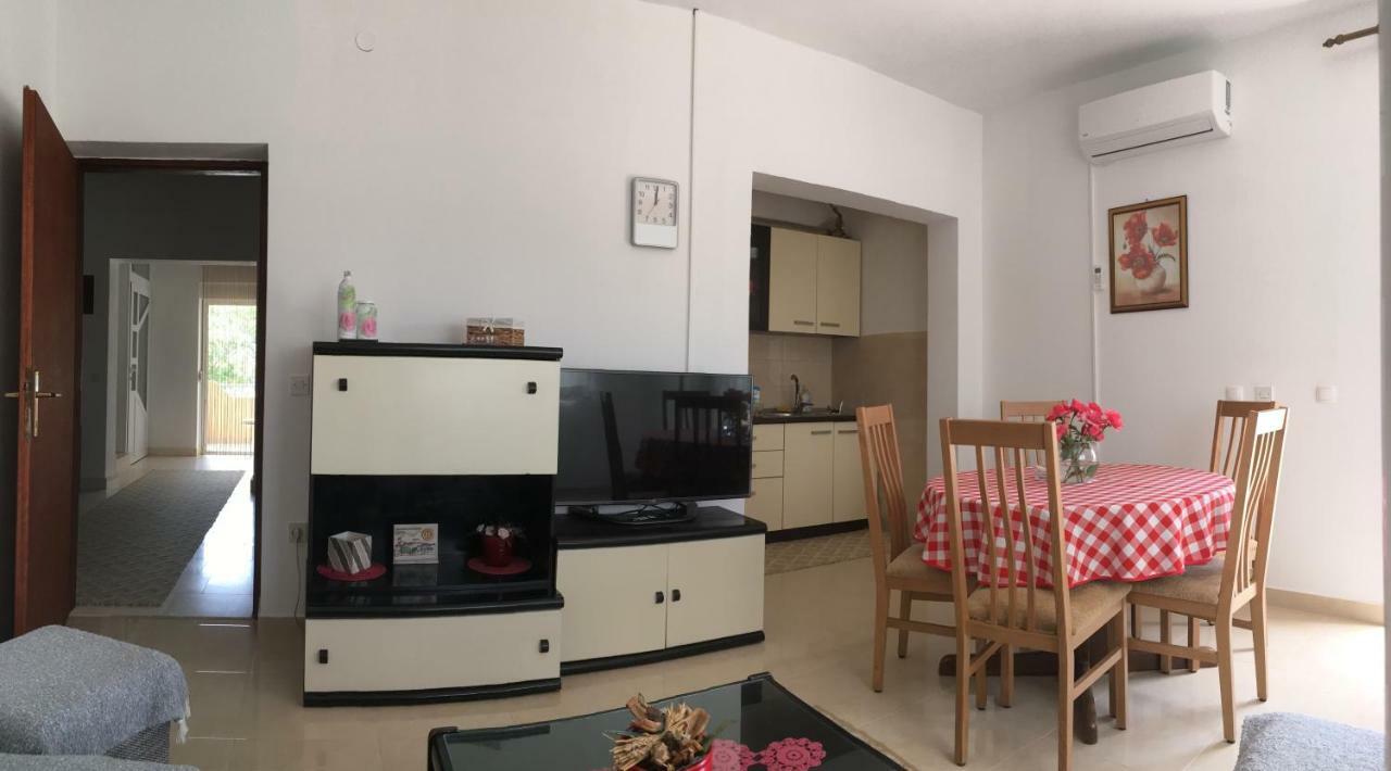Apartment Neretva Dream Komin  Exteriör bild