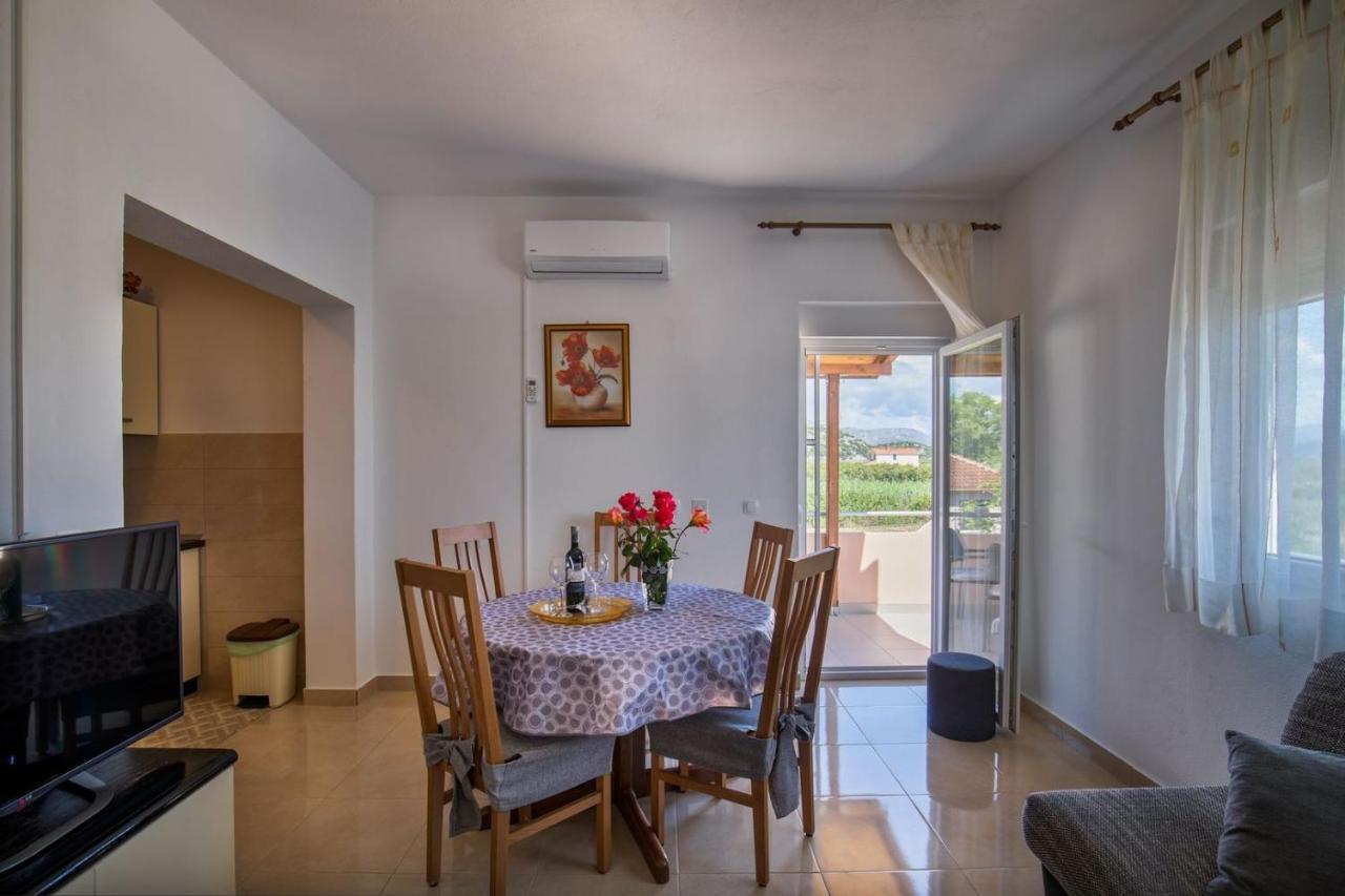 Apartment Neretva Dream Komin  Exteriör bild